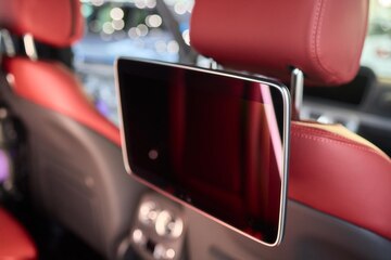 De Beste Tablethouder Auto: Top 5 voor Rustige en Comfortabele Autoritten